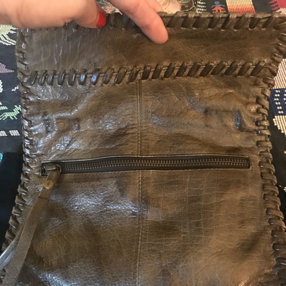 Day and mood leather crossbody and clutch - Picture 4 of 6